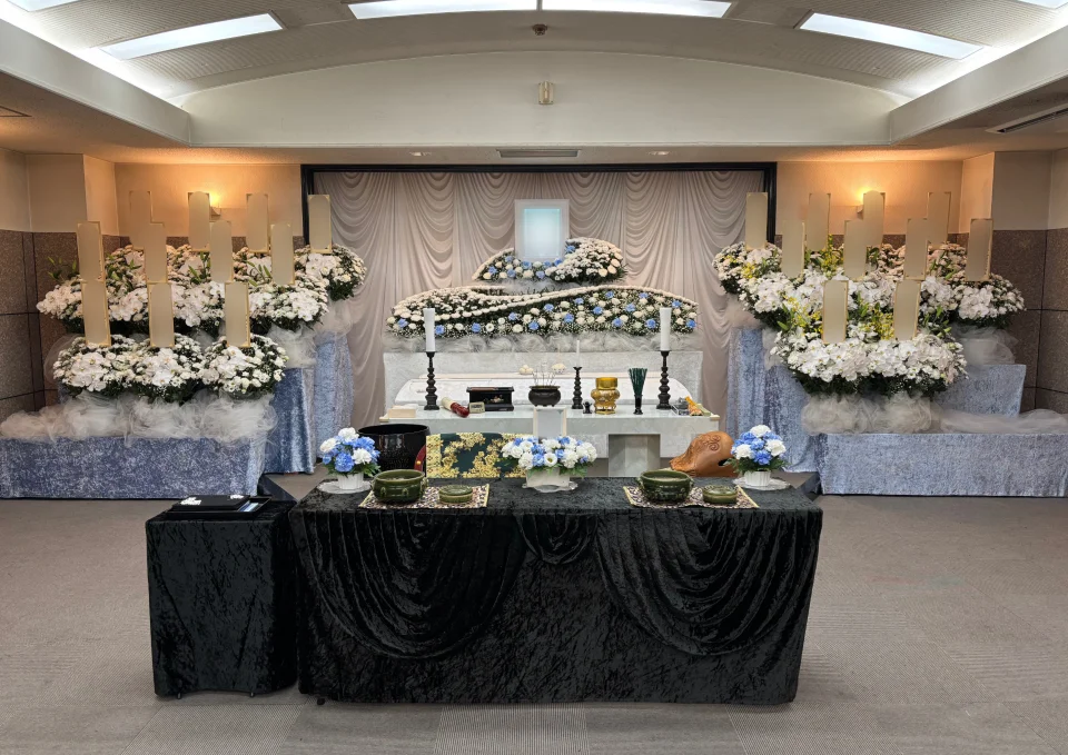 南多摩斎場第三式場で執り行った一日葬の祭壇
